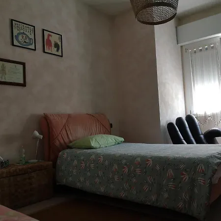 Проживание в семье Stanza Il Melo In Fiore