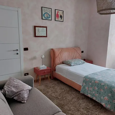 Stanza Il Melo In Fiore Homestay *