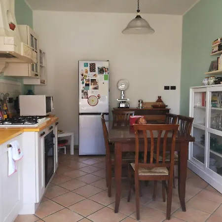 Stanza Il Melo In Fiore 페라라