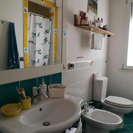 Stanza Il Melo In Fiore 홈스테이 *