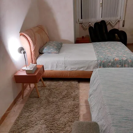 Stanza Il Melo In Fiore בית אירוח *